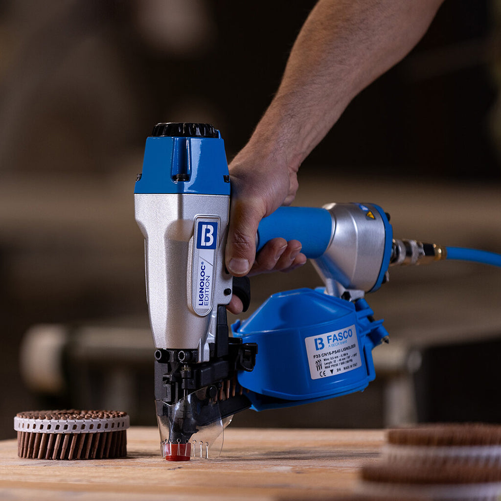 LIGNOLOC F33 Pneumatic Coil Nailer